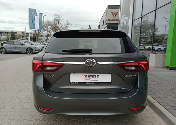 Toyota Avensis cena 46900 przebieg: 190020, rok produkcji 2015 z Pilzno małe 436